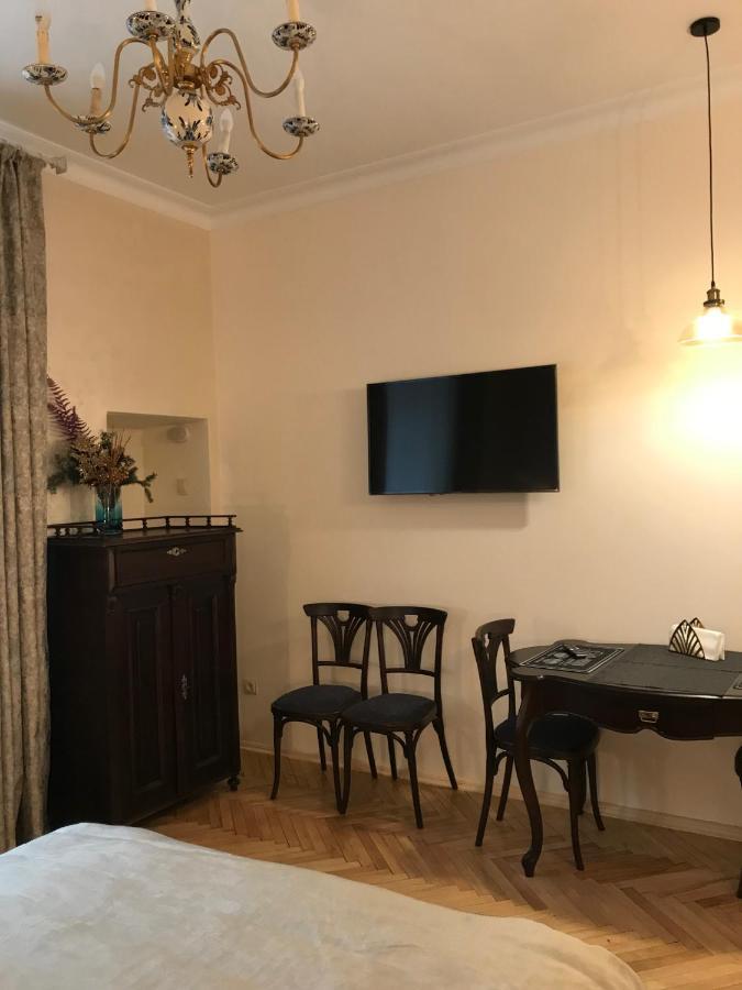 Apartament Tugan Baranovskogo Львів Екстер'єр фото